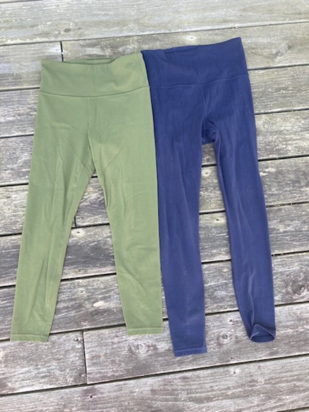Bundle of 2 Athleta Elation Leggings Size Small